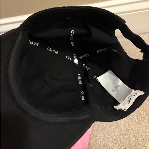 Celine hat